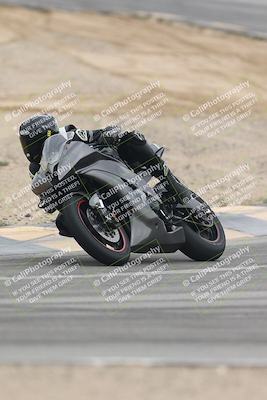 media/Sep-21-2025-Race Pace (Sun) [[98bf33ef95]]/Non Verified/1-Turns 9 and 10 (8am)/